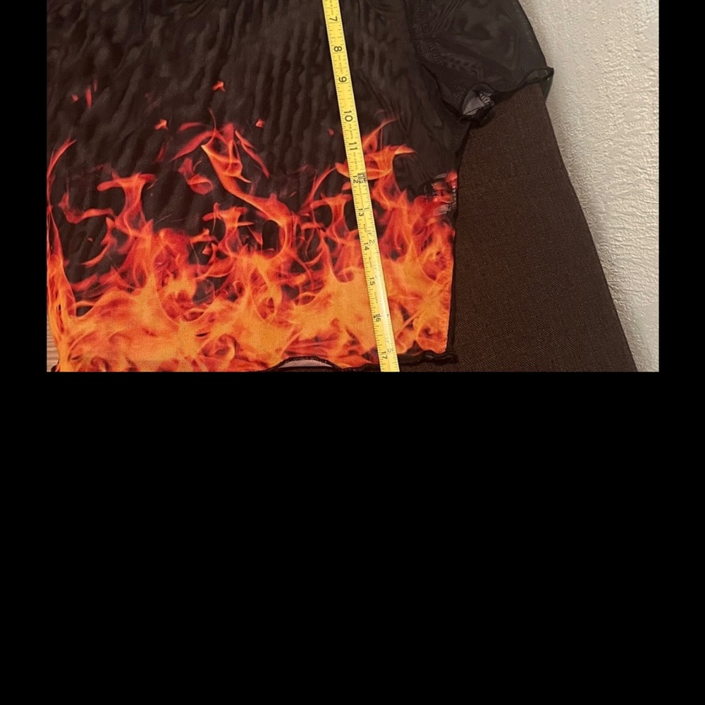 #1102**Black and Orange Mesh Flame Top - Picture 3 of 8